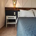 Poseidon Maison d'hôtes 4*