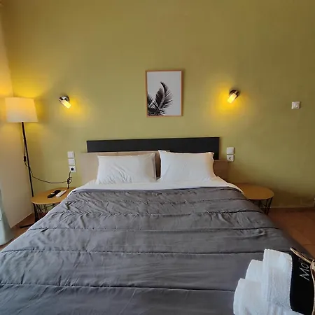 Poseidon Кала-Нера